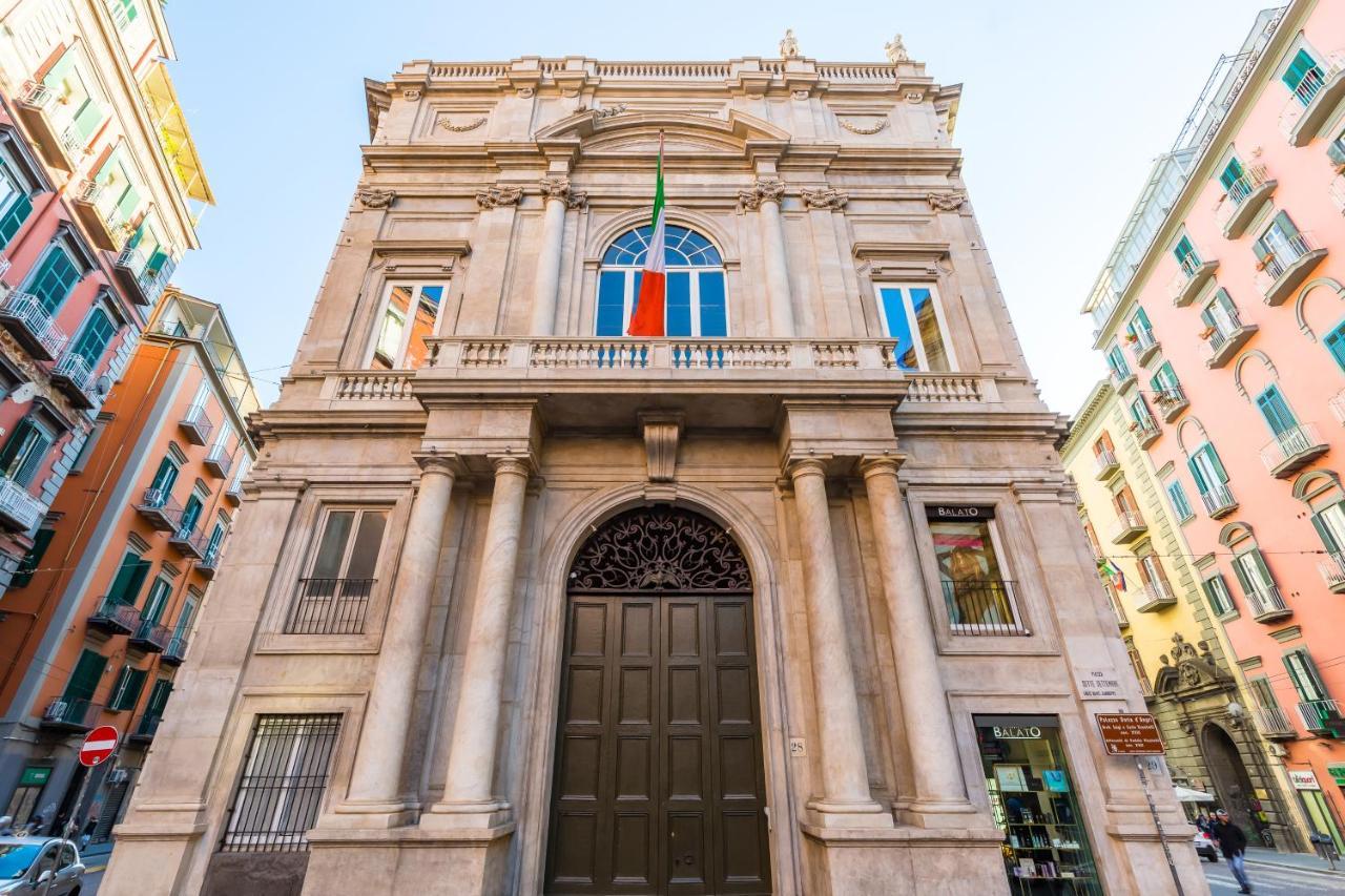 Dimora Doria D'Angri Bed & Breakfast Napoli Dış mekan fotoğraf